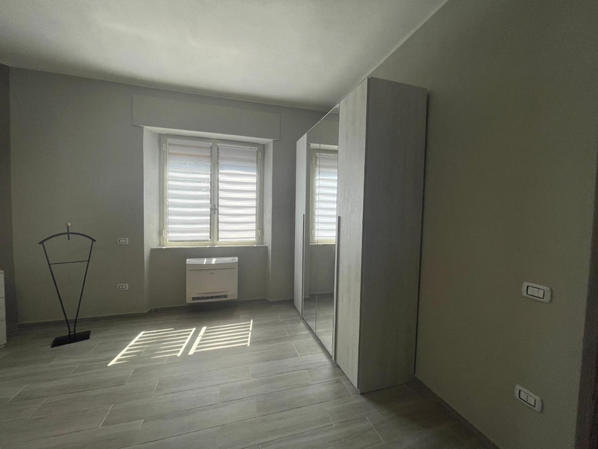Appartamento Elegante Carbonia Exterior foto