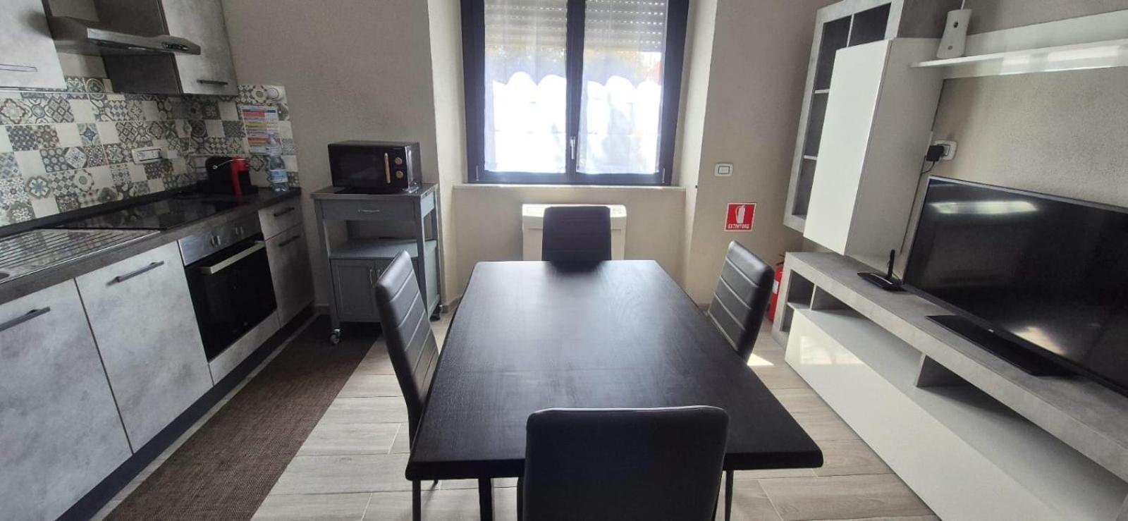 Appartamento Elegante Carbonia Exterior foto